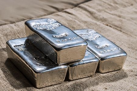 Pandora shifts to recycled silver and gold