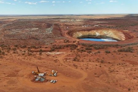 Spotlight on multi-commodity projects amid global conflict
